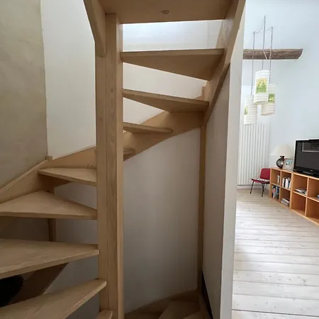 1chemindelafontaine Apartamento