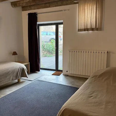 1chemindelafontaine Apartamento